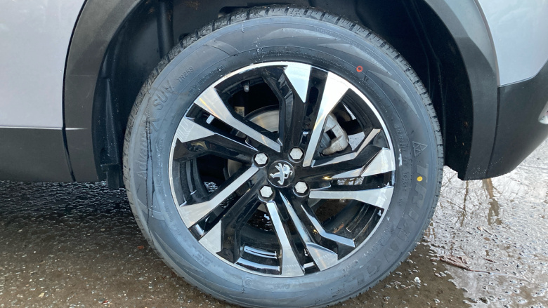 Peugeot 2008 1.2 PureTech Allure Premium+ 5dr Petrol Estate